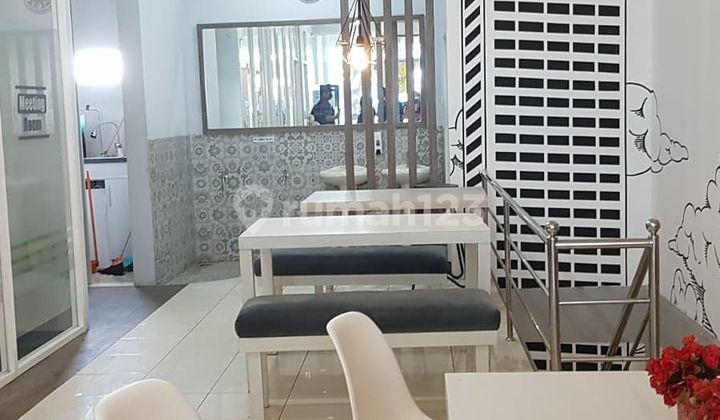 Shop house for rent at Sukarno Hatta, Malang.