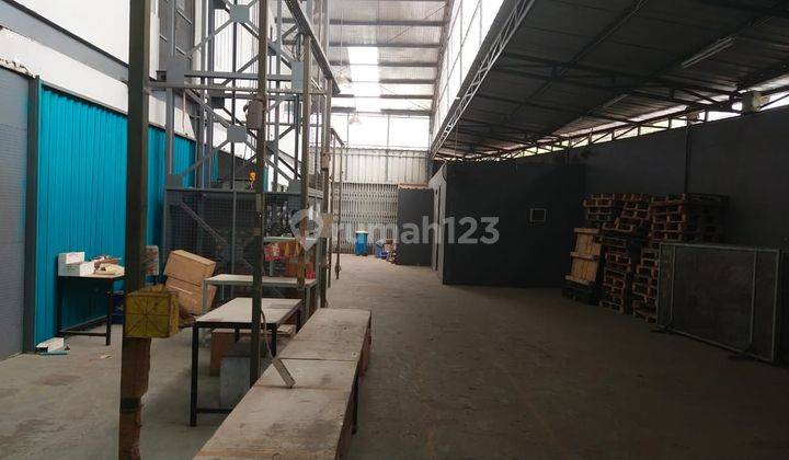 Gudang dan kantor di Lingkar Luar Semanan Jakarta Barat  2