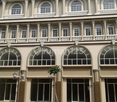 Ruko Cordoba Greenlake City View Boulevard