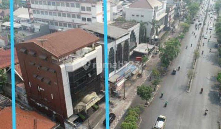 Gedung siap pakai di jl Mangga Besar Jakarta  2