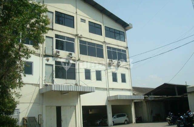 Gudang 4 lantai masuk kontener di Bekasi Barat. 20280 1