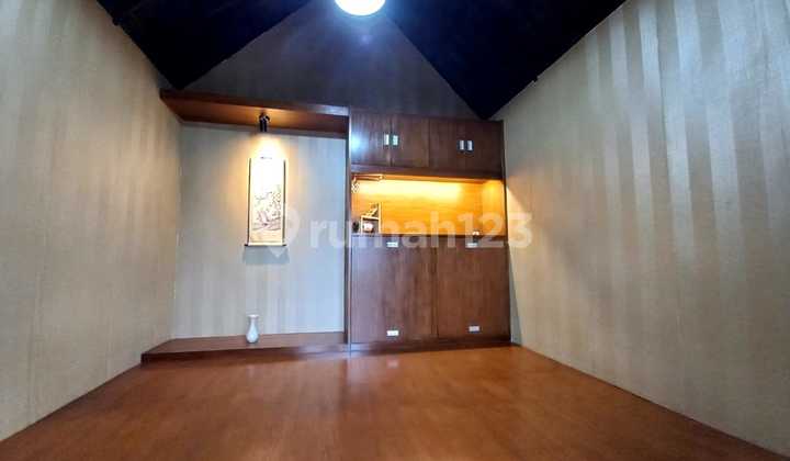 Dijual Ruko Mainroad di Manglid Bandung