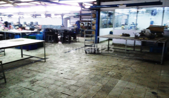 Gedung Ex Pabrik Murah di Sentul Citeureup Bogor Luas 10215 M2