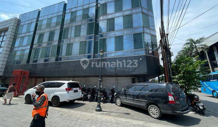 Ruko 3 lantai ex bank lokasi hook di Semarang Tengah 2