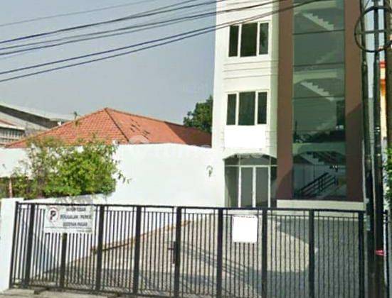 Dijual/Disewakan Gedung 4 Lantai Strategis Pusat Kota 1