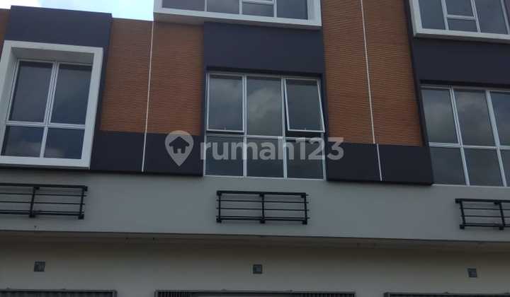 Ruko Boulevard La Monte Grand tourism, Bekasi