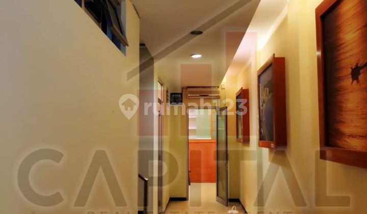 Commercial 3-Story Ready-to-Occupy Shop House in the Heart of Gunung Batu Pasteur, Bandung City 2