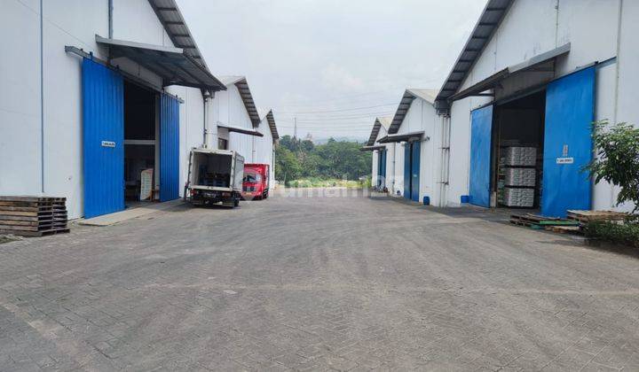 Di sewakan gudang di gunung Putri dekat tol lebar 23x48 2