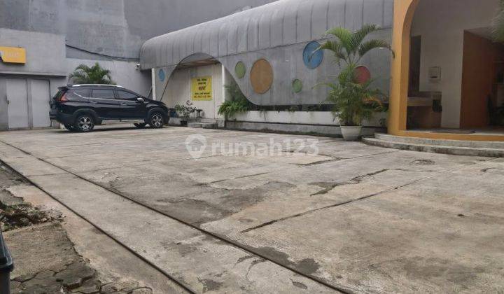 Tempat usaha di sewakan di area elit Jakarta Selatan  1