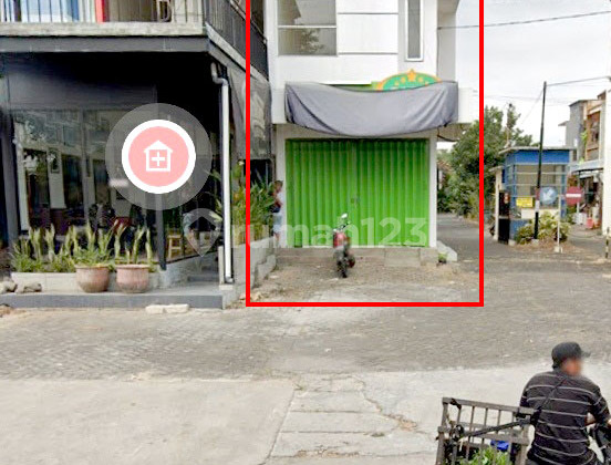 STRATEGIC 2-STORY SHOPHOUSE IN BANDULAN SUKUN COMMERCIAL AREA, MALANG 1