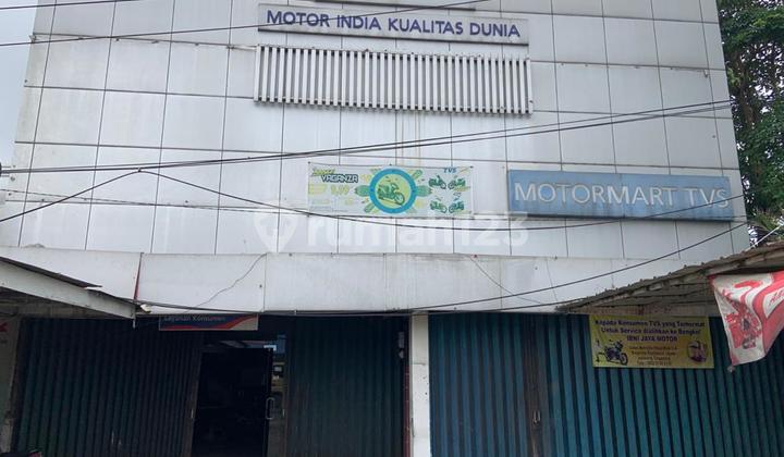 Dijual ex showroom dan bengkel motor 1