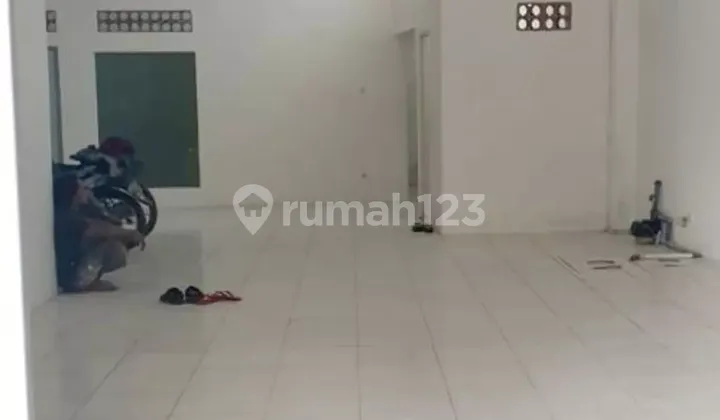 *Di sewakan Ruko di Jl.Terusan Cibaduyut*