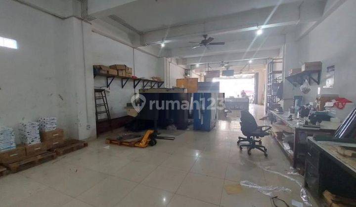 Ruko Jl H Juanda siap pakai 4lantai luas 7.5x39.6 di Bekasi Timur  1