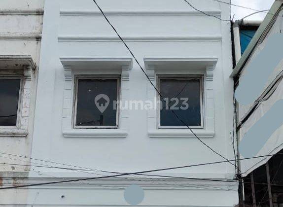 Dijual cepat Ruko 3.5 lantai di Jl. MH. Thamrin, Tangerang 1