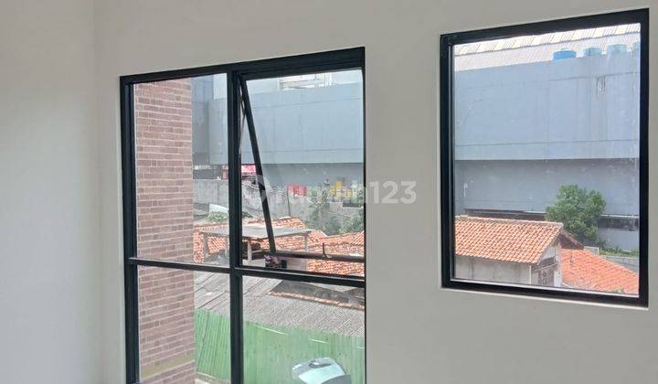 margonda ruko 3 lantai zona komersial harga menarik 2