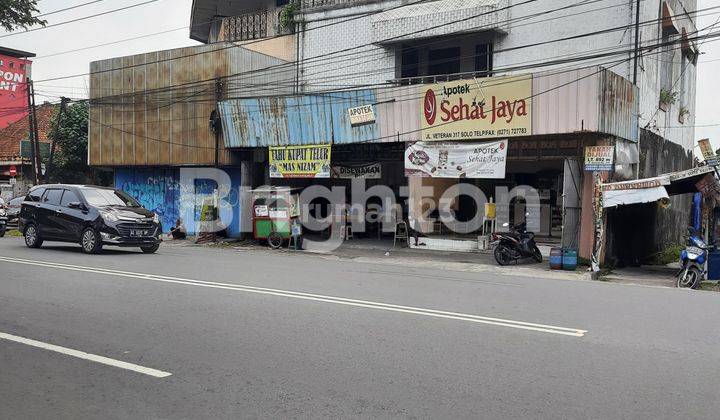 RUKO 3 LANTAI UNTUK USAHA DI JALAN RAYA VETERAN - SOLO 1