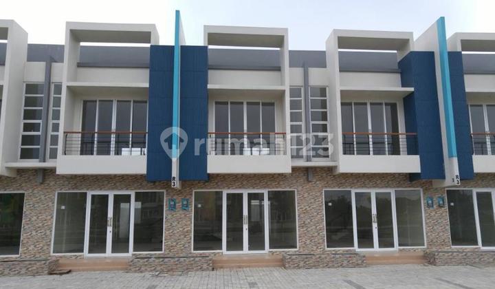 For sale Bizpoint shop house