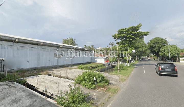 Gudang Lokasi Premium Jogja Jln. Raya Srandaan-Bantul Yogjakarta  2