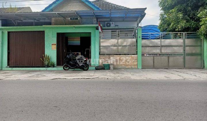 Rumah Gudang Usaha Strategis