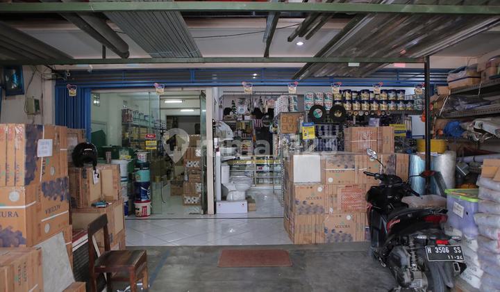 Bangunan 3 lantai di Arteri soekarno hatta 2