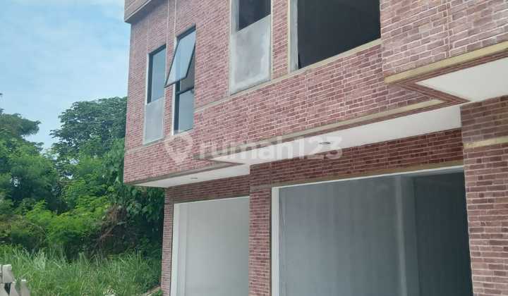 Ruko Margonda modern commercial industrial zone affordable price.