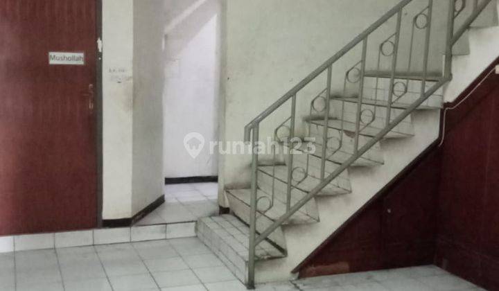 AREA KOMERSIAL BANYAK KANTOR Ruko 3 Lantai Ngagel Jaya Surabaya 2