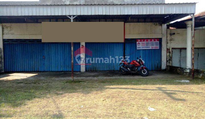 Ruko / Gudang Di Raya Kediri - Kertosono, Papar, Kawasan Padat Penduduk, Lahan Luas 1