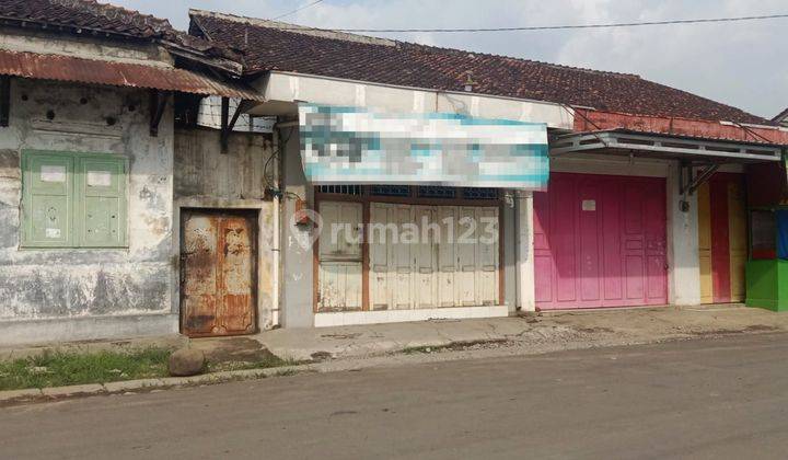 Ruko di Daerah Pakembaran Cocok Untuk Usaha 1