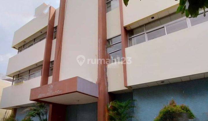 Dijual Gedung di jalan Imam Bonjol, Semarang.
 1