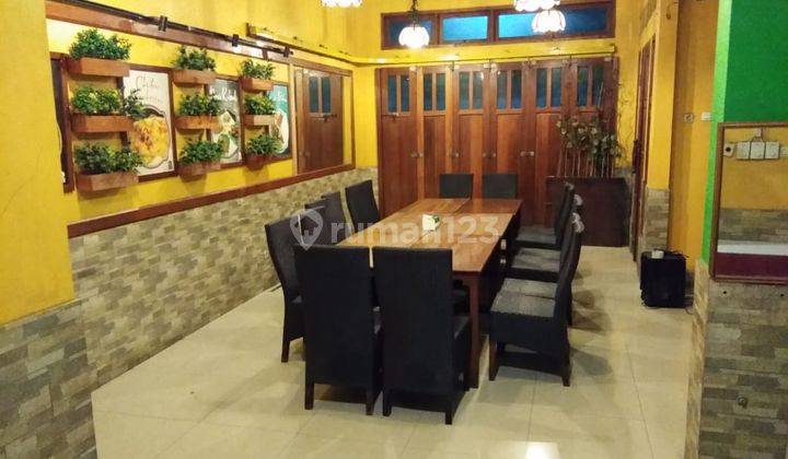 Rumah makan siap isi 1