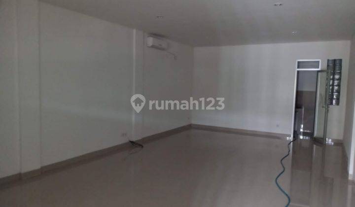 Ruko gandeng 3 lantai di serpong town square, tangerang dijual 2