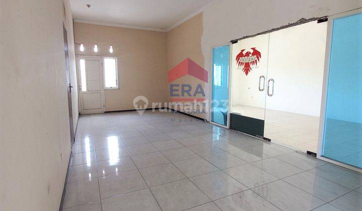 Dijual 2 ruko connecting di jalan poros LA Sucipto 2