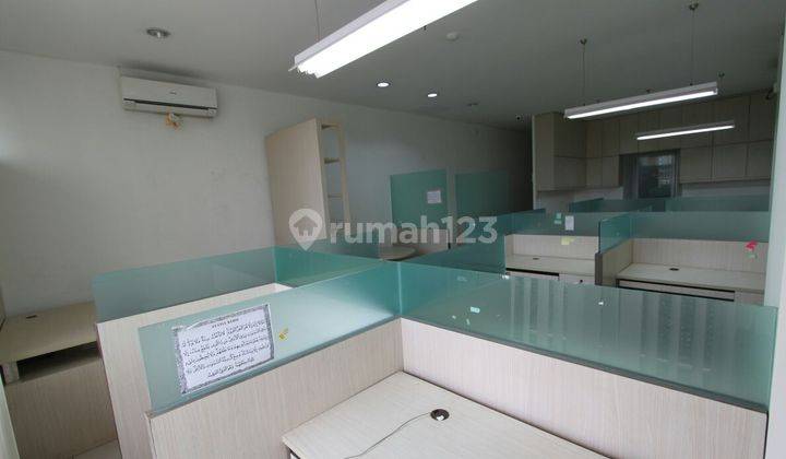 Ruko 3 Lantai Thamrin Residence View Selatan Lokasi Strategis  2