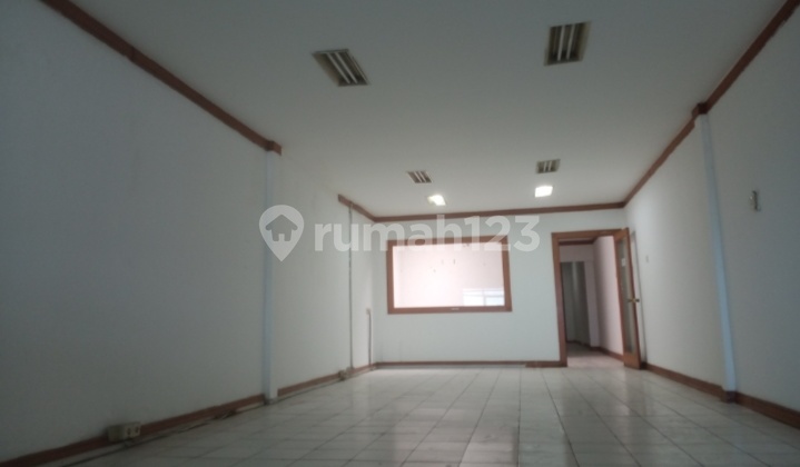 Ruko Bagus Mainroad Strategis Jalan Lengkong Bandung