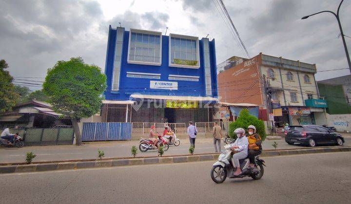 gedung Kantor dan  showroom di Jalan raya utama pusat kota depok* 1