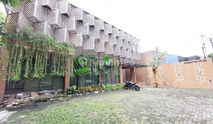 Mini Building di Prapanca, Kebayoran Baru, Bangunan 3 lantai  Cocok Untuk Kantor 1