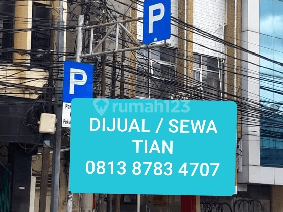 Harga super murah Ruko Komersil 3 lantai di Suryopranoto Cideng Jakarta Pusat. Posisi unit sangat strategis dan berada di pinggir jalan raya dan bebas banjir 1