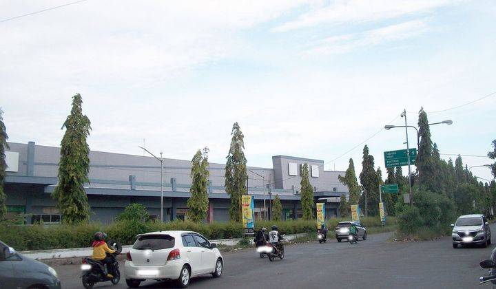 Kantor di Raya Wadung Asri Waru - Sidoarjo, Strategis Nol Jalan Raya, Hook/Pojokan, dekat jalan Merr, Tol Bandara Juanda 1