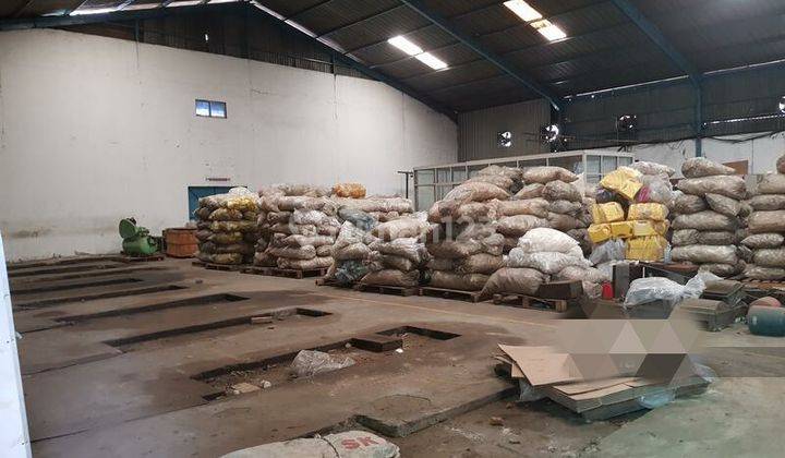 Gudang murah dan kantor jl Raya Narogong Bekasi 2