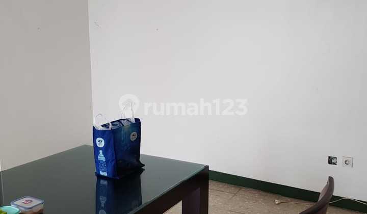 Strategic Business Space on Wastukencana Street, Bandung City