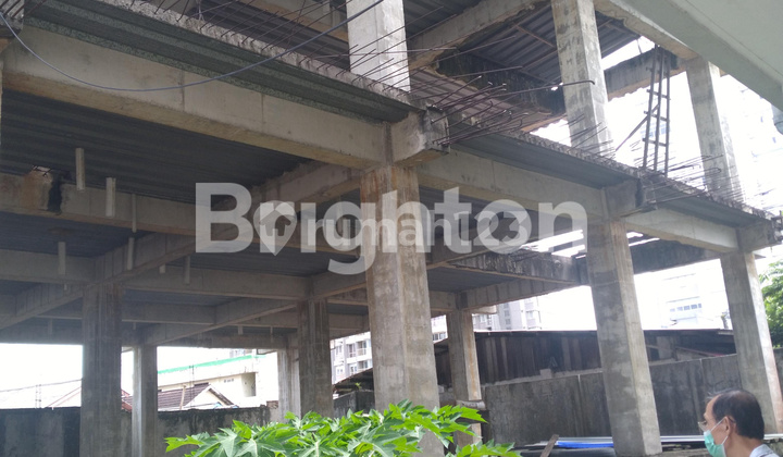 RUKO DI AREA JL JEND. SUDIRMAN