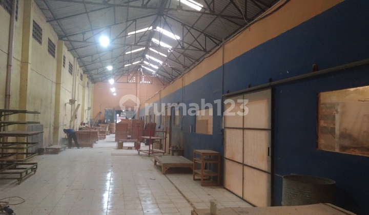 Gudang strategis akses kontainer dekat pintu tol klaten solo Gudang strategis akses kontainer dekat pintu tol klaten solo