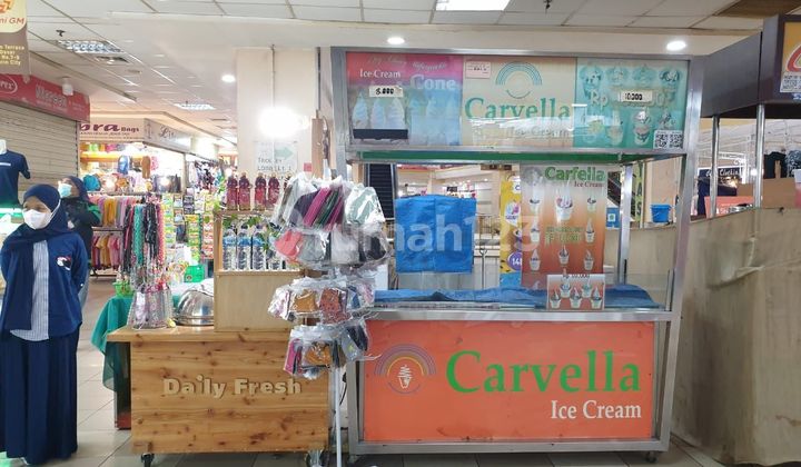 kios gandeng di Thamrin City