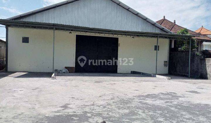 GUDANG  BESAR DEKAT BANDARA DAN PELABUHAN BENOA 1