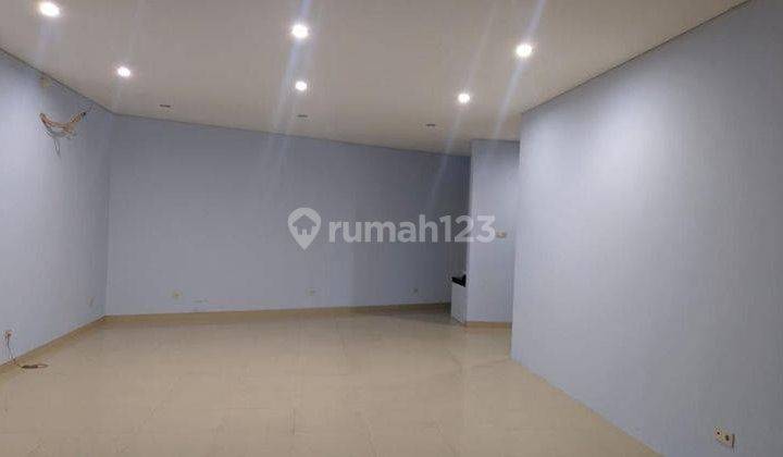 Ruko 3 Lantai Bagus Furnished Mainroad Jalan Laswi 1
