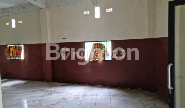 Ruko di perumahan mandiri residence krian sidoarjo. 2