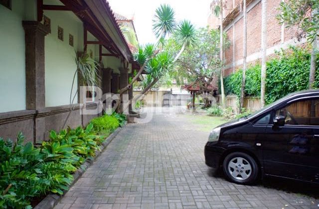 ART GALLERY ART GALLERY