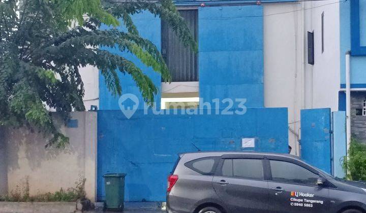 Industrial Warehouse in the Complex