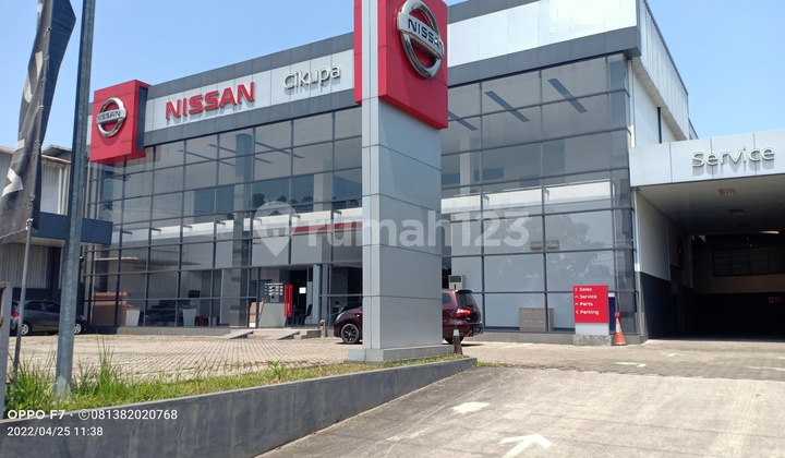 Office dan Showroom 2