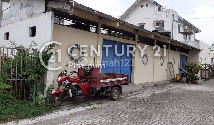 Gudang di Jalan Purwosari Raya 2